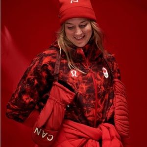 Lululemon Team Canada Cropped Raincoat - Very Rare